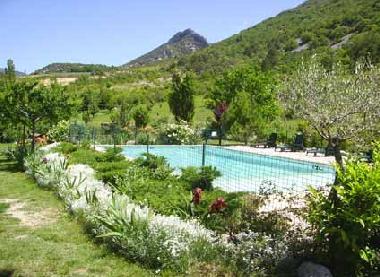 Maison de vacances /en/au Malaucene (Vaucluse)ou appartement ou maison de vacances