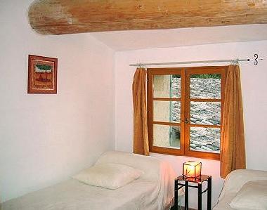 Maison de vacances /en/au Malaucene (Vaucluse)ou appartement ou maison de vacances