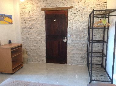 Maison de vacances �/en/au Caseneuve (Vaucluse)ou appartement ou maison de vacances