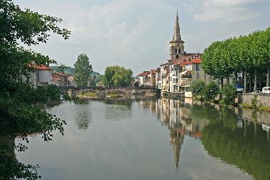 Maison de vacances �/en/au Durban sur Arize (Ari�ge)ou appartement ou maison de vacances