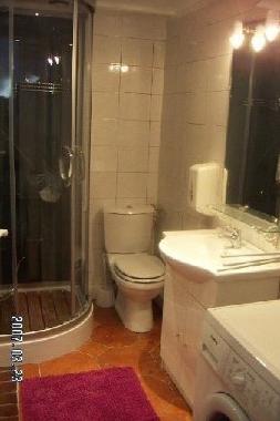 Appartement de vacances �/en/au carces (Var)ou appartement ou maison de vacances