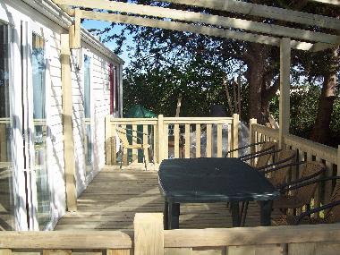 Caravane  /en/au lunel (Hrault)ou appartement ou maison de vacances