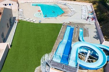 Caravane  /en/au lunel (Hrault)ou appartement ou maison de vacances