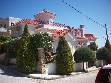 Villa /en/au rafina (Attiki)ou appartement ou maison de vacances