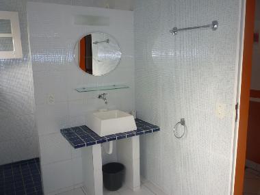 Salle de bains/WC 2 de l appartement - 1er etage