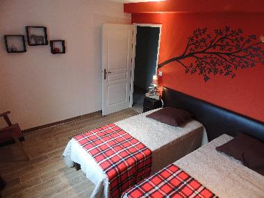 Villa /en/au Moustiers sainte marie (Alpes-de-Haute-Provence)ou appartement ou maison de vacances