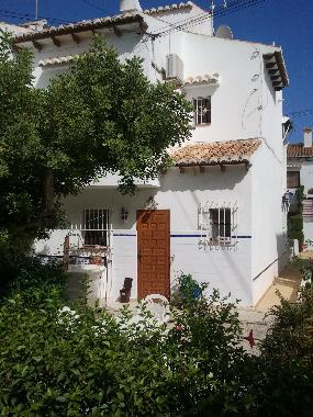 Chalet �/en/au Los Balcones (Alicante / Alacant)ou appartement ou maison de vacances