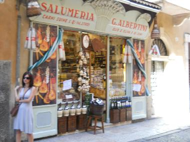 Maison de vacances �/en/au Borgo S.Antonio (Visso9 (Macerata)ou appartement ou maison de vacances