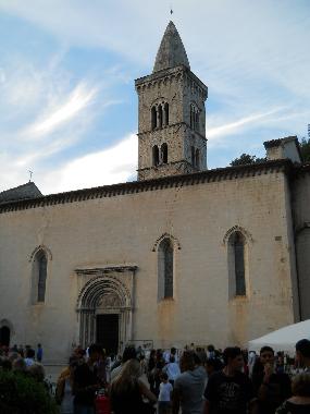 Maison de vacances �/en/au Borgo S.Antonio (Visso9 (Macerata)ou appartement ou maison de vacances