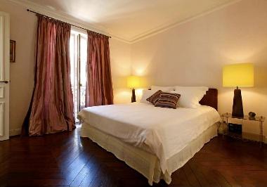 Chambre avec petit djeuner /en/au Paris (Paris)ou appartement ou maison de vacances