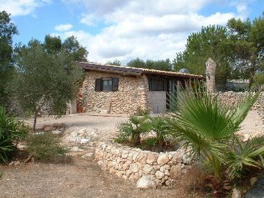 vue de la maison en pierre