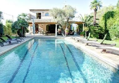 Appartement de vacances �/en/au Antibes (Var)ou appartement ou maison de vacances