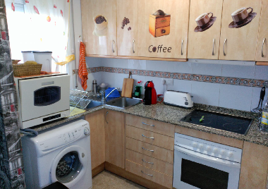 Chalet �/en/au La Pobla Montorn�s (Tarragona)ou appartement ou maison de vacances