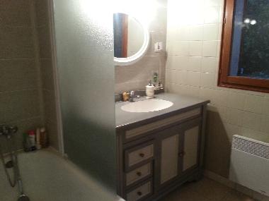 Maison de vacances �/en/au malbosc (Ard�che)ou appartement ou maison de vacances