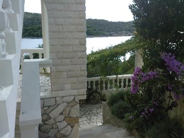 Appartement de vacances /en/au island Kaprije (Sibensko-Kninska)ou appartement ou maison de vacances