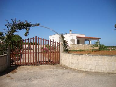 Villa /en/au OSTUNI (Brindisi)ou appartement ou maison de vacances
