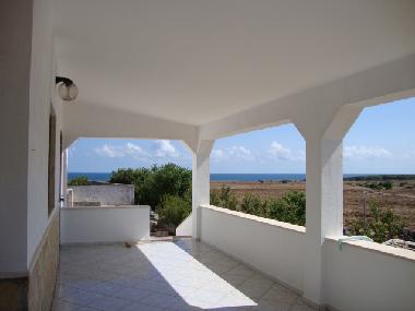 Villa /en/au OSTUNI (Brindisi)ou appartement ou maison de vacances