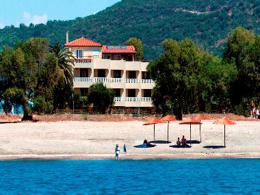 Chambre avec petit d�jeuner �/en/au gytheion (Lakonia)ou appartement ou maison de vacances