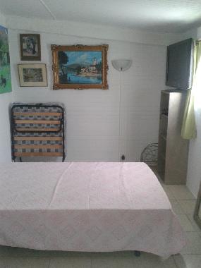 Chalet �/en/au vence  (Alpes-Maritimes)ou appartement ou maison de vacances