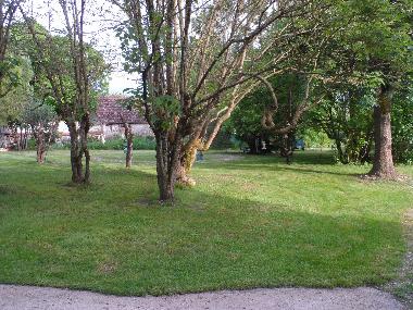 Maison de vacances �/en/au ST AUBIN DE LANQUAIS (Dordogne)ou appartement ou maison de vacances