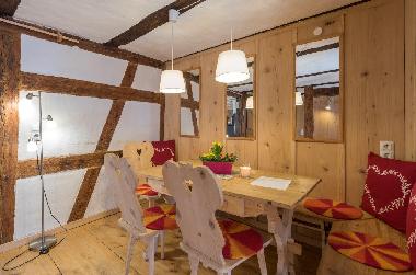 Maison de vacances /en/au Alpirsbach (Schwarzwald)ou appartement ou maison de vacances