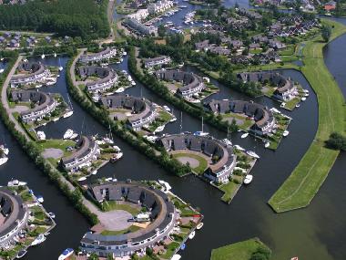 Maison de vacances /en/au Lemmer (Friesland)ou appartement ou maison de vacances