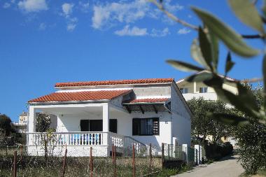 Maison de vacances /en/au Pakostane (Zadarska)ou appartement ou maison de vacances