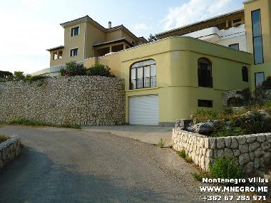 Villa �/en/au Budva (Mont�n�gro)ou appartement ou maison de vacances