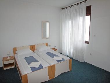 Chambre avec petit djeuner /en/au Starigrad-Paklenica (Zadarska)ou appartement ou maison de vacances