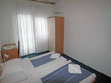 Chambre avec petit djeuner /en/au Starigrad-Paklenica (Zadarska)ou appartement ou maison de vacances