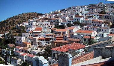 Maison de vacances �/en/au IOULIS (Attiki)ou appartement ou maison de vacances