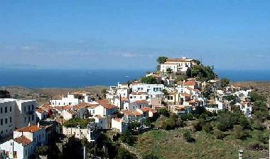 Maison de vacances �/en/au IOULIS (Attiki)ou appartement ou maison de vacances