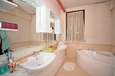 Villa �/en/au Sirtori (Lecco)ou appartement ou maison de vacances