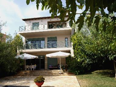 Chambre avec petit djeuner /en/au KINETA (Attiki)ou appartement ou maison de vacances