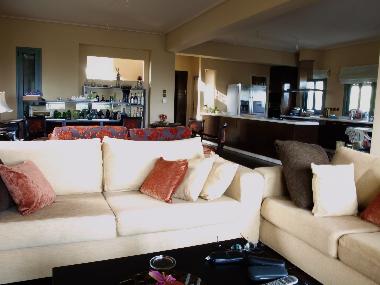 Chambre avec petit djeuner /en/au KINETA (Attiki)ou appartement ou maison de vacances