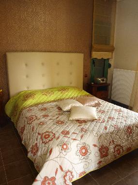 Chambre avec petit djeuner /en/au KINETA (Attiki)ou appartement ou maison de vacances