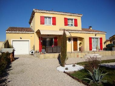 Villa /en/au althen des paluds (Vaucluse)ou appartement ou maison de vacances