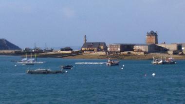 Maison de vacances /en/au Saint fiacre (Finistre)ou appartement ou maison de vacances