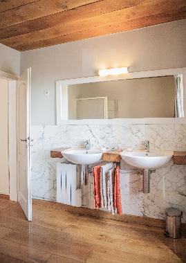 Maison de vacances /en/au Fain les Moutiers (Cte-d