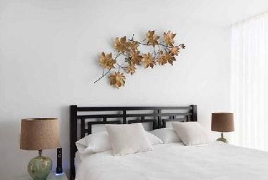 Chambre avec petit d�jeuner �/en/au Cap Antibes (Alpes-Maritimes)ou appartement ou maison de vacances