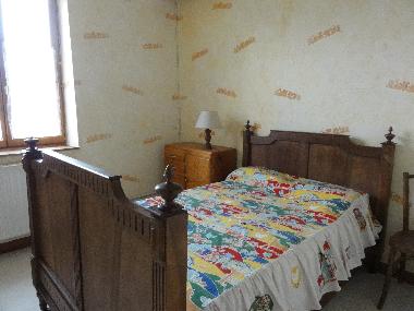 chambre individuelle avec lit une place 1/2