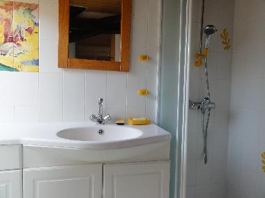 l"une des salles de bains