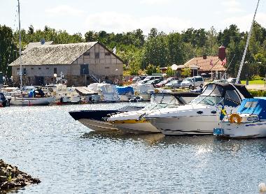 Maison de vacances �/en/au Mellerud (Dalsland)ou appartement ou maison de vacances