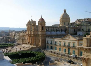 Maison de vacances �/en/au avola (Siracusa)ou appartement ou maison de vacances