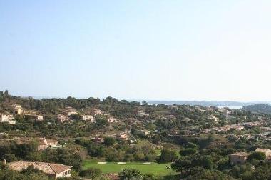 Chambre avec petit d�jeuner �/en/au Sainte Maxime (Var)ou appartement ou maison de vacances