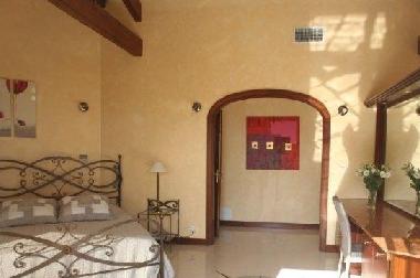 Chambre avec petit d�jeuner �/en/au Sainte Maxime (Var)ou appartement ou maison de vacances