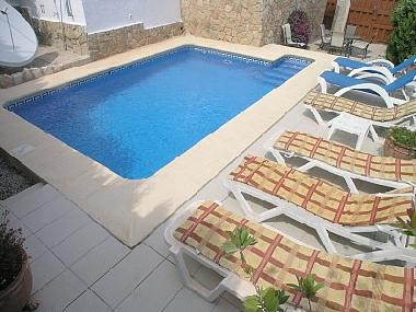 Villa /en/au Moraira (Alicante / Alacant)ou appartement ou maison de vacances