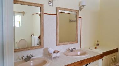 Maison de vacances /en/au Black River (Savanne)ou appartement ou maison de vacances