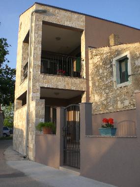 Maison de vacances /en/au Privlaka (Zadarska)ou appartement ou maison de vacances