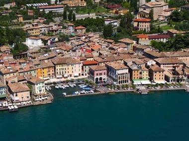 Maison de vacances /en/au Gargnano (Brescia)ou appartement ou maison de vacances